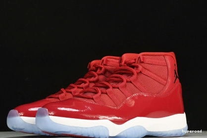 Hyperoad MENS RETRO“GYM 11 RED” AIR JORDAN 0827